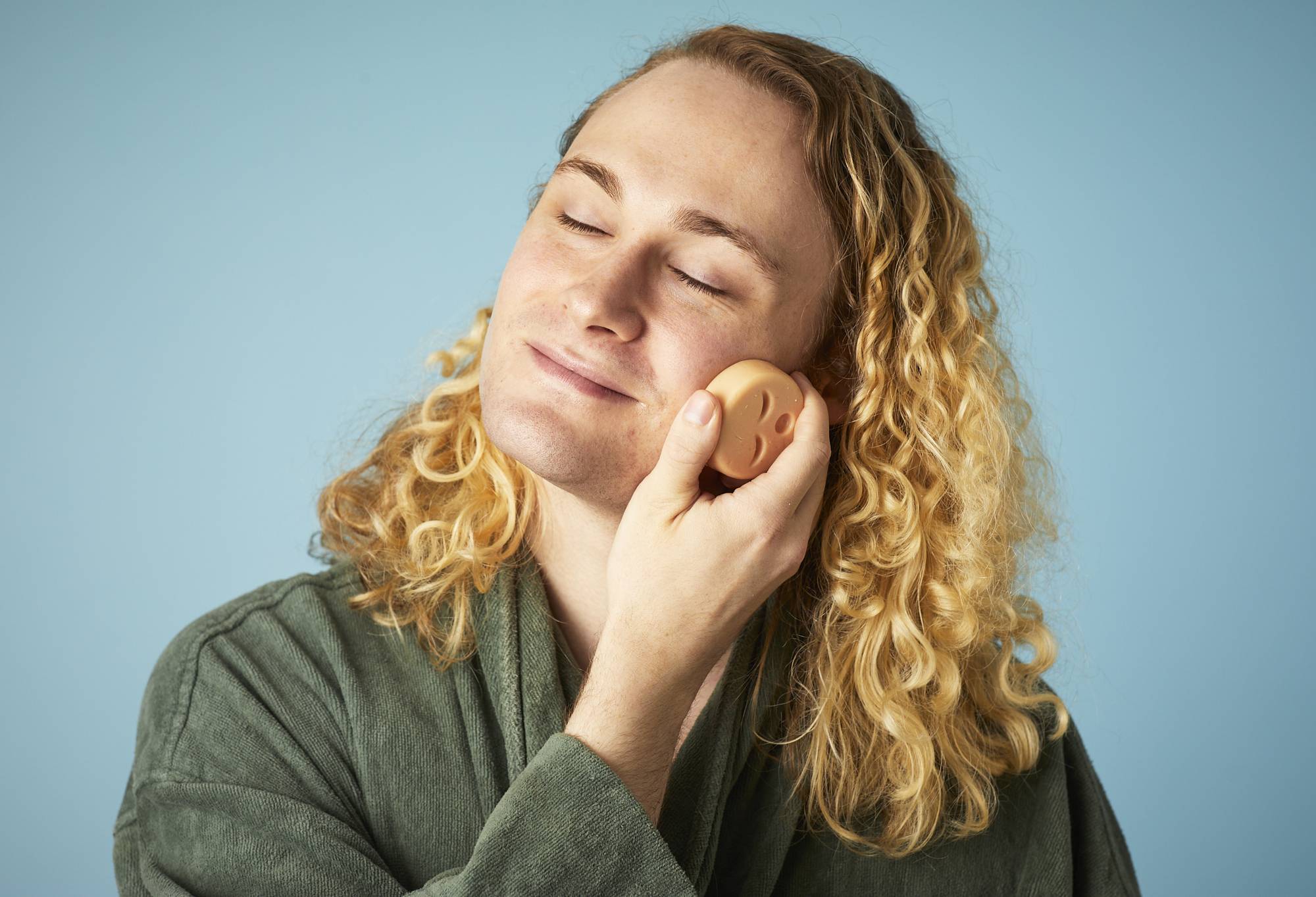 04E44C82-E16C-CAEC-7813-B5B23DF03548