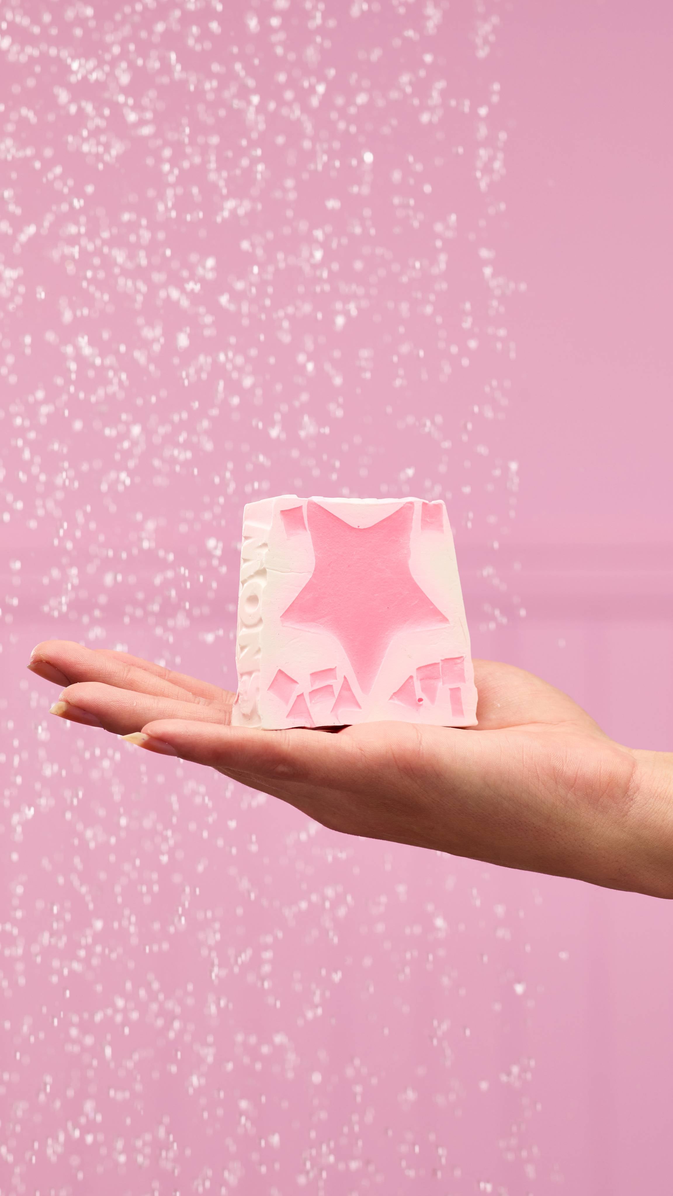 72139348-11B2-D233-77DC-8F386308B06F