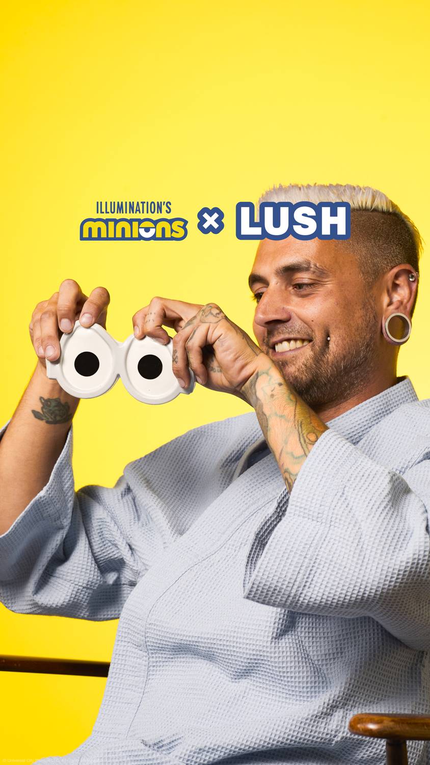 876CE498-81F7-6D82-394D-387D0A070C1B